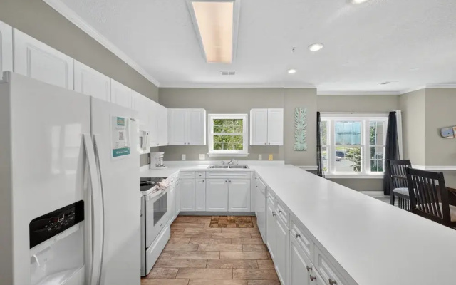 Magnolia North 4827-201