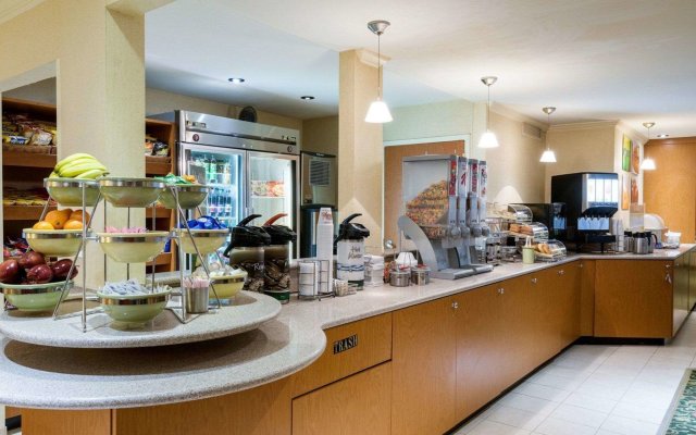 Quality Inn Newark - Wilmington