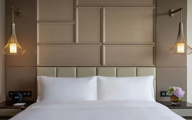InterContinental Zhengzhou Zhengdong by IHG