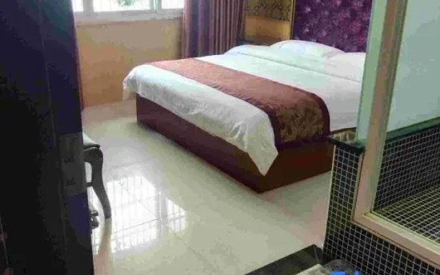 Yilong Liuhe Hotel