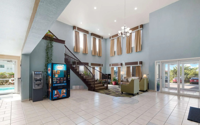 Quality Inn & Suites Terrell