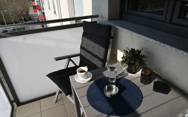 Lola Suite, One Bedroom Place With Free Parking