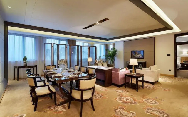 Mingcheng Jinjiang Hotel