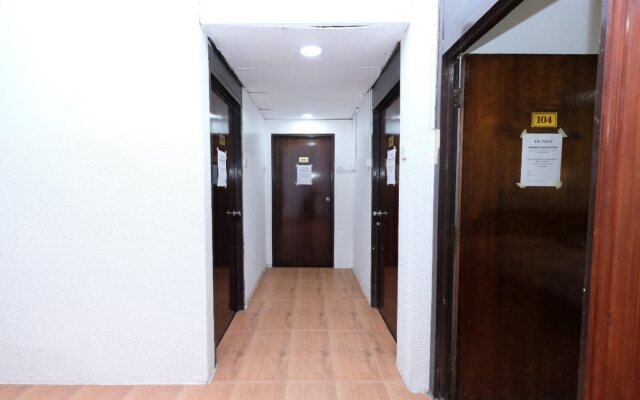 OYO 715 Mr J Hotel Kota Bharu