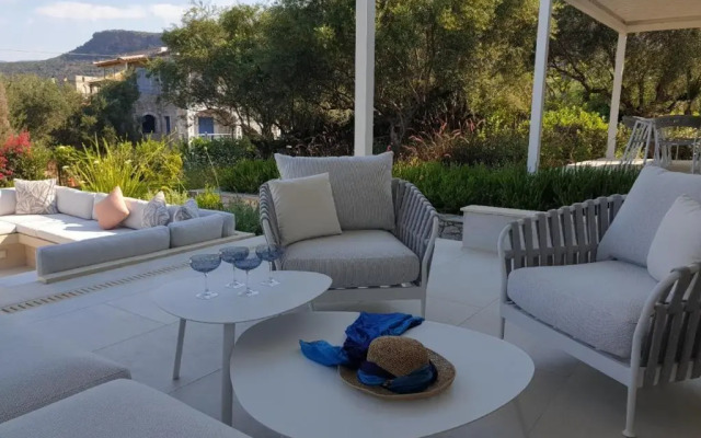 Hotel-apartment Aiolos