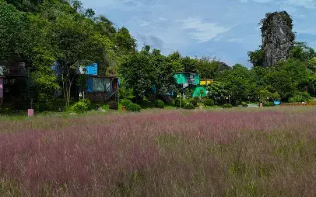 Yingxi Fenglin Corridor Kowloon Eco-tourism Holiday House