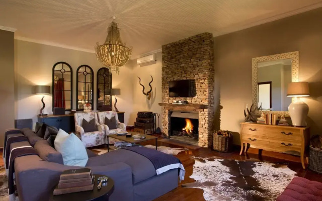 Melton Manor