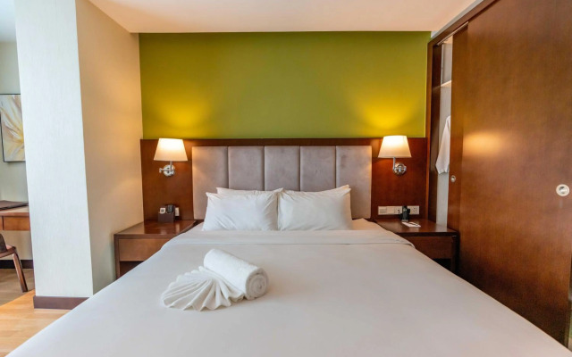 Olympia City Hotel by Dara