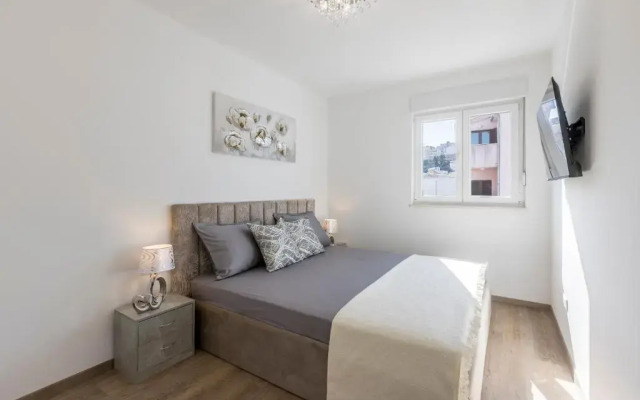 Peaceful Harmony Apartment Near Beach