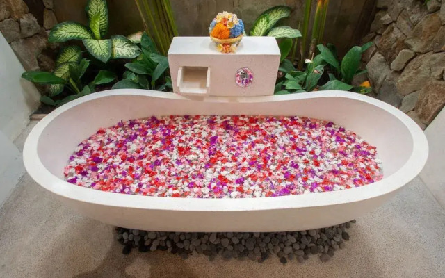 Flamboyant Villa Ubud