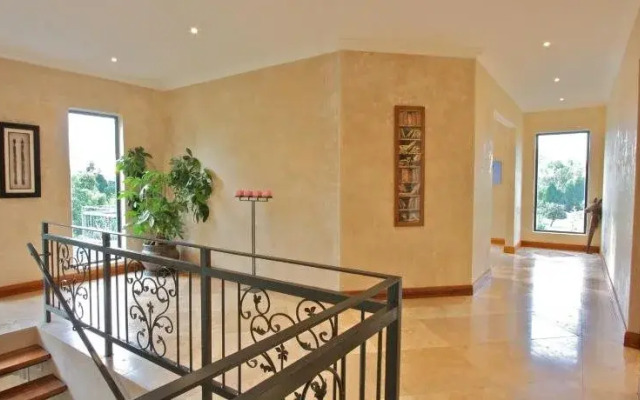 Aramesh Luxury Guesthouse
