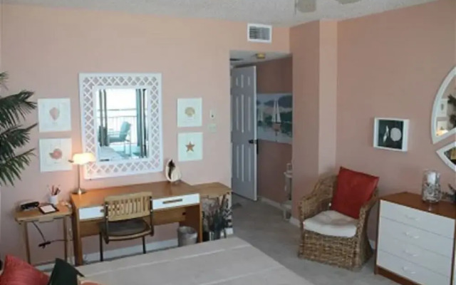 3 Bedroom Oceanfront Luxury Condo - Sand Dollar Iii, 404