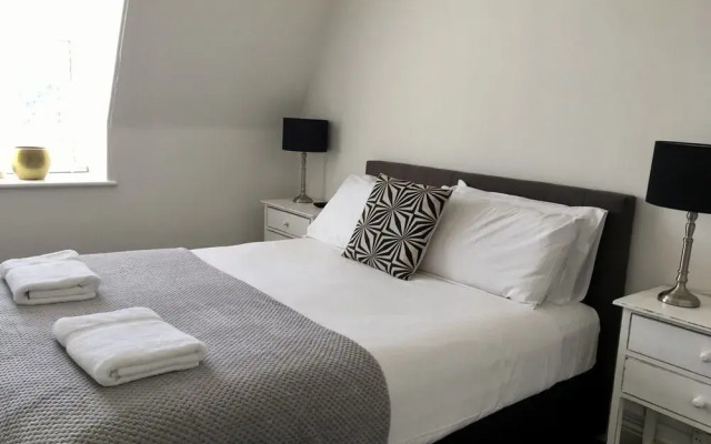 Healesville Garden Accommodation — The Grand Hotel