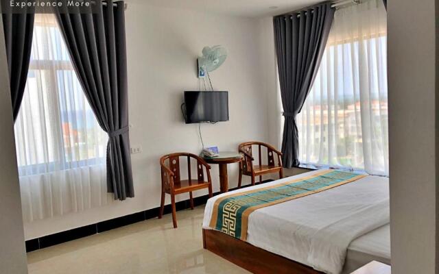 Dac Tin Luxury Hotel