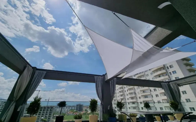 Angel's Penthouse Residence