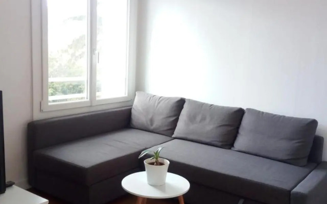 Charmant F2 avec vue, proche centre