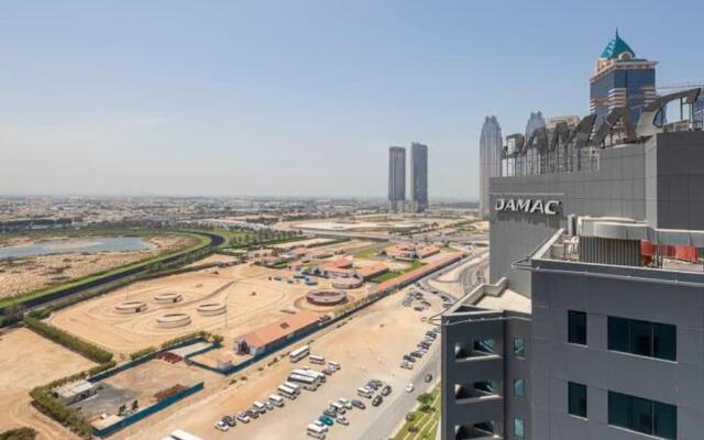 Frank Porter - Executive Bay