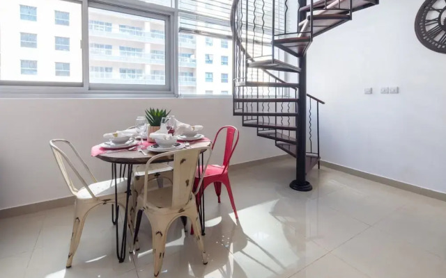 Lively & Spacious 1BR Loft in Dubai Marina