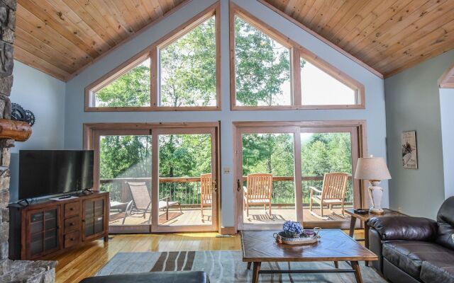 Glass Mountain Lodge 5 Bedroom House