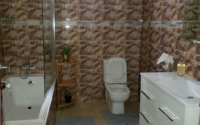 Candice serviced Apartment