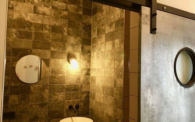 Отель Bird Deventer