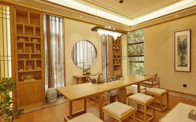 Nanhua Xingyang Garden Hotel