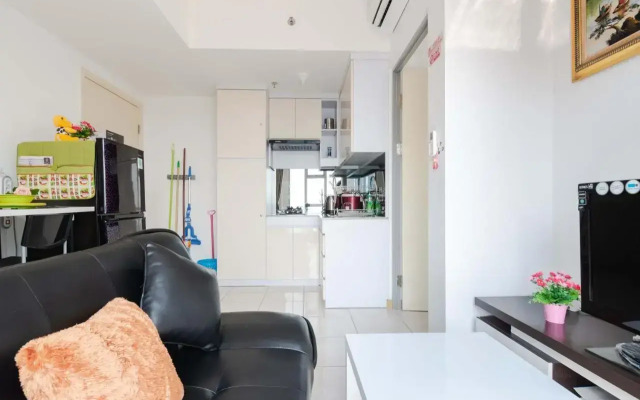 M-Town Residence 1 BR Comfy Tangerang
