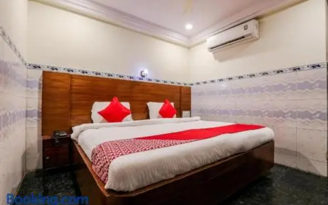 OYO Hotel Sitara Grand