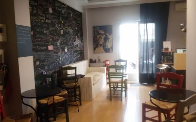 Thess Hostel
