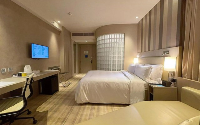 Holiday Inn Express Hong Kong Mongkok by IHG