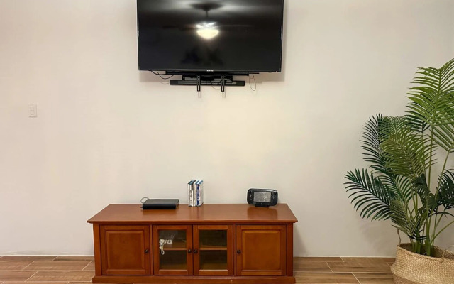 Spacious 3BR House Near Iconic Sandy Beach