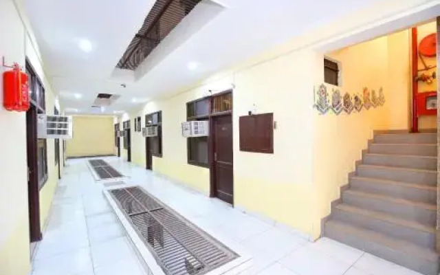 OYO 14823 Skyheights