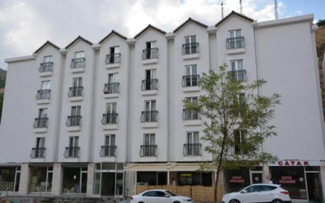 Mirava River Suites Hotel