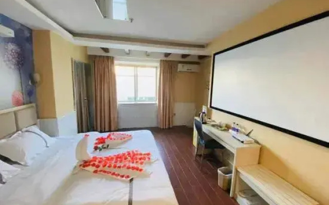 Hongfu Business Hotel (Dongguan Dalangzhen Station Branch)