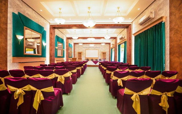 Hotel Harshikhar