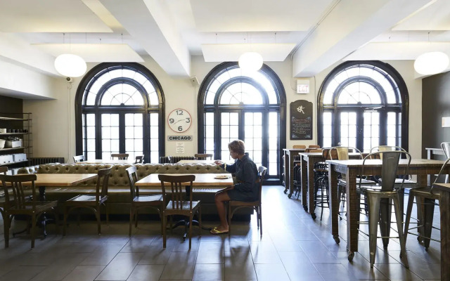 Chicago Getaway Hostel