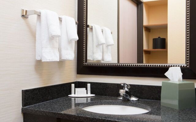 Comfort Inn & Suites Olathe - Kansas City