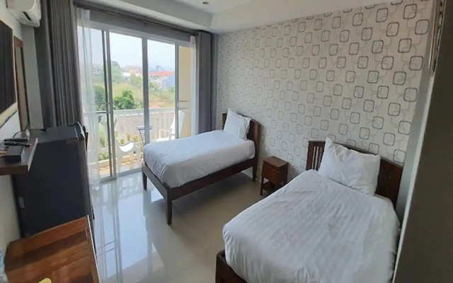 OYO 924 Baan Sanpluem By Na’mol