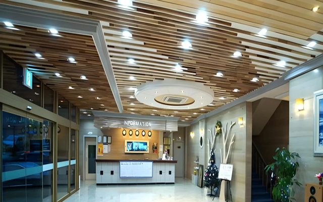 Raum Hotel