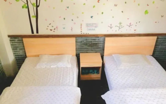 Xianyang Gudu International Youth Hostel