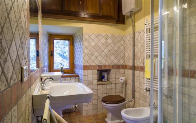 Apartment in Firenzuola Near Lake Arezzo