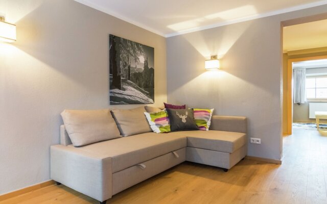 Cozy Apartment near Ski Area in Kitzbuhel