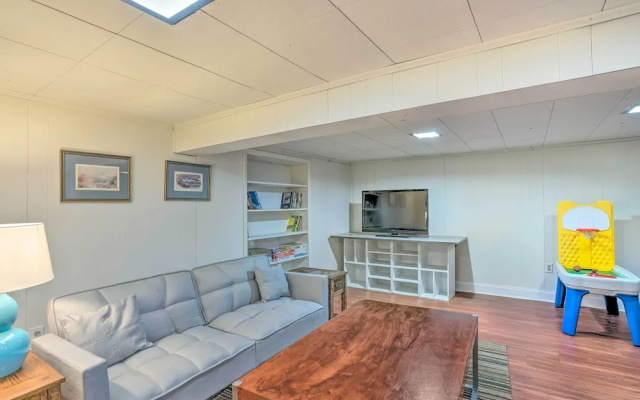 Elegant Charles Town Home: Grill, Walk Dtwn!
