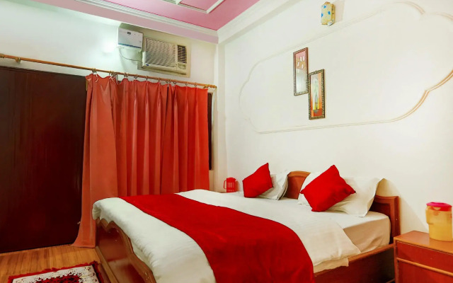 Raj Resort