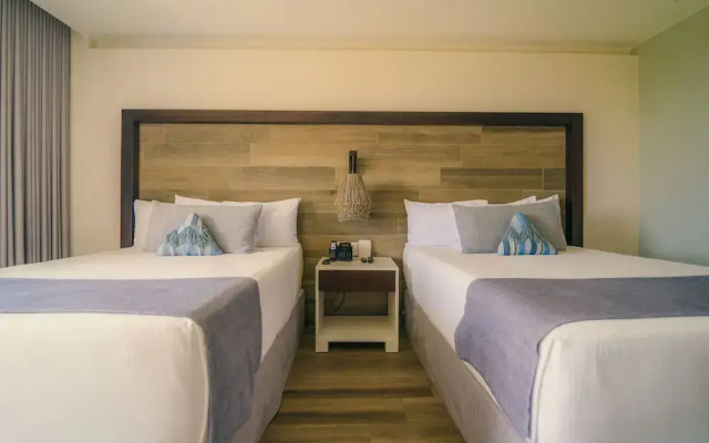 Oceana Resort & Conventions - All Inclusive