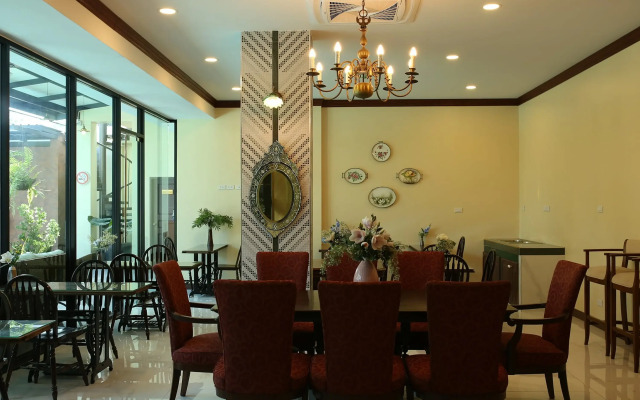 Baan Chao Khun Hotel