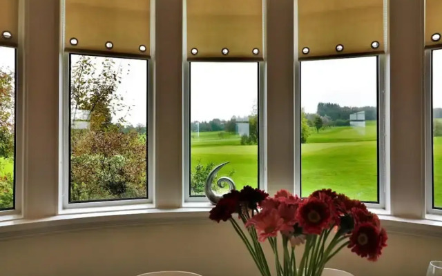 Greenlees Clubhouse 3 bed - Cambuslang
