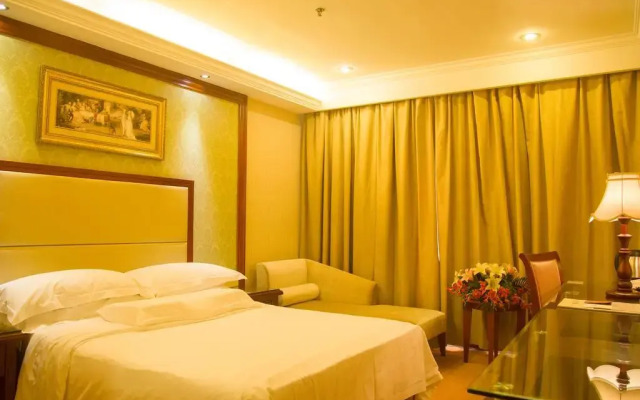 Vienna Hotel Xiangyang Railway Station