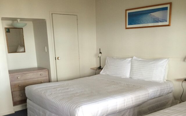 Driftwood Lodge