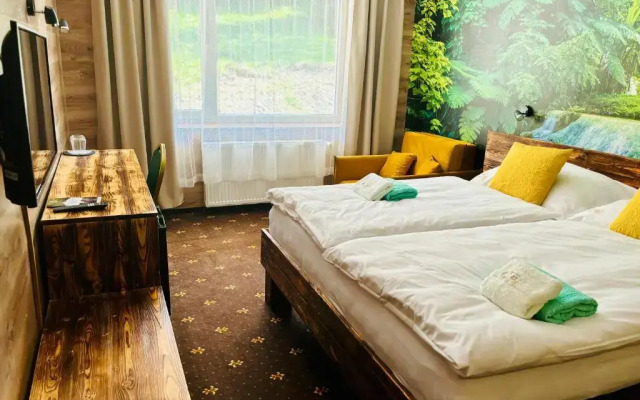 Hotel Raj